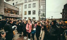 Feminizmo ir egzistencializmo paieškos teatre