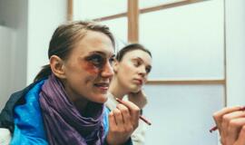 Feminizmo ir egzistencializmo paieškos teatre