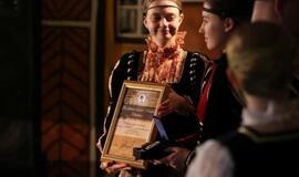 Išdalinti karalienės Luizės medaliai