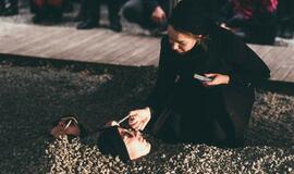 Feminizmo ir egzistencializmo paieškos teatre