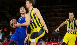 „Anadolu Efes“ parbloškė Stambulo „Fenerbahce“ ir žengė į Eurolygos finalą