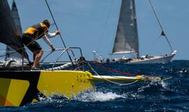 Karšta kova Antigvos buriavimo savaitėje: Lietuvos atstovai rungiasi dėl aukštesnės vietos lyderių trejetuke