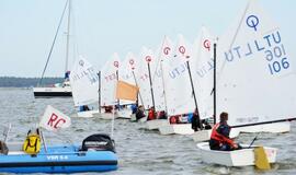 Beveik 200 buriuotojų Nidoje orai nepašykštėjo iššūkių