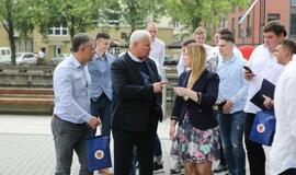 Meras pasveikino Lietuvos rankinio lygos čempionus