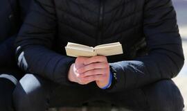 Klaipėdos jaunimas skaito knygas