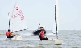 Beveik 200 buriuotojų Nidoje orai nepašykštėjo iššūkių