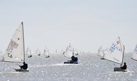 Beveik 200 buriuotojų Nidoje orai nepašykštėjo iššūkių