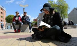 Klaipėdos jaunimas skaito knygas