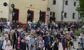 Meridianas išskleidė bures