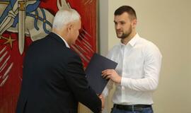 Meras pasveikino Lietuvos rankinio lygos čempionus