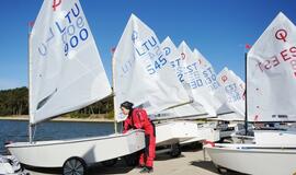 Beveik 200 buriuotojų Nidoje orai nepašykštėjo iššūkių