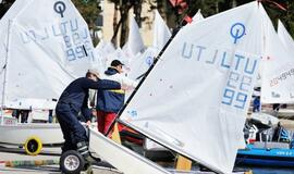 Beveik 200 buriuotojų Nidoje orai nepašykštėjo iššūkių