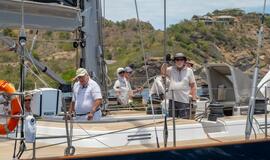 Karšta kova Antigvos buriavimo savaitėje: Lietuvos atstovai rungiasi dėl aukštesnės vietos lyderių trejetuke