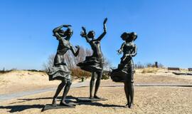 Pasivaikščiojimas pajūriu Šventojoje