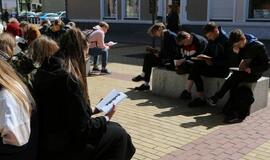 Klaipėdos jaunimas skaito knygas