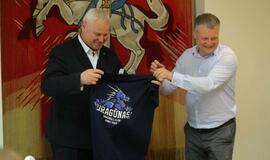 Meras pasveikino Lietuvos rankinio lygos čempionus