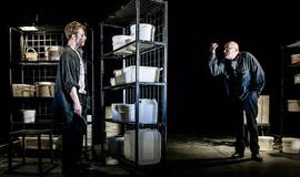 Valentino Masalskio spektaklis "Raudona" atvyksta į Klaipėdą