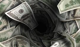 Pasaulis Kinijai skolingas 6 trilijonus dolerių