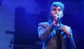 Įteikti diplomai 140 absolventų