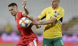 Serbija sutriuškino Lietuvos futbolo rinktinę