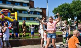 "Interact" jaunimas sveikino Klaipėdos mažuosius