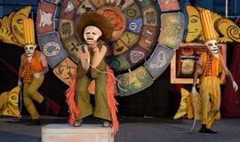 Gatvės teatrų festivalis „Šermukšnis“