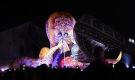 „Plasticiens Volants“ spektaklis "Perlas"Klaipėdos piliavietėje