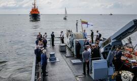 Jūra sužydėjo gėlėmis – pagerbti žuvusieji