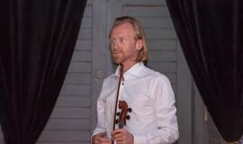 „Atsarginio kelio muzika“