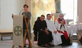 Vienuolyno rožyne kuriasi Gerumo planeta