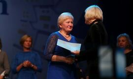 Metų mokytojo apdovanojimai