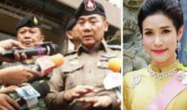 Tailando karalius atėmė iš „nelojalios“ jaunesniosios žmonos visus jos titulus