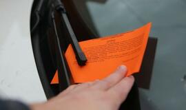 Laiko neskaičiuojantiems vairuotojams padovanojo laikrodžius