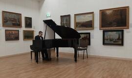 ,,Pianistų rengimo tarptautiniams konkursams papildomas aspektas: atviros meistriškumo paskaitos ir pamokos“