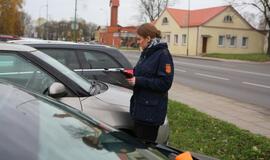 Laiko neskaičiuojantiems vairuotojams padovanojo laikrodžius