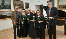 ,,Pianistų rengimo tarptautiniams konkursams papildomas aspektas: atviros meistriškumo paskaitos ir pamokos“