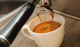 Senjorus kava vaišins beveik 20 kavinių