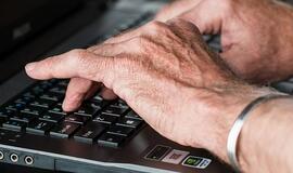 5 patarimai senjorams, kaip išvengti apgavysčių internete