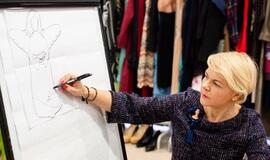 Klaipėdoje moteris pradžiugino akcija „Padovanok suknelę“