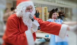 Dovanų maišą Kalėdų senelis traukė iš 9 metrų gylio