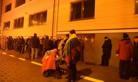 Atminimo laužai prie savivaldybės