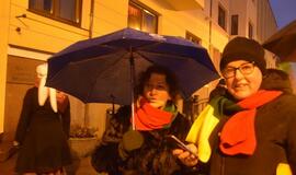 Atminimo laužai prie savivaldybės