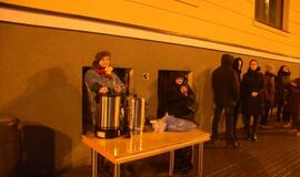 Atminimo laužai prie savivaldybės