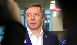 R. Karbauskis apie alkoholio draudimą pliažuose: perteklinių draudimų tikrai nepriėmėme