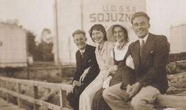 Klaipėdos akvarelės: namai ir žmonės (613)