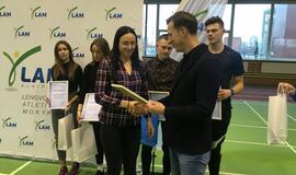Apdovanoti geriausi Klaipėdos lengvosios atletikos mokyklos sportininkai