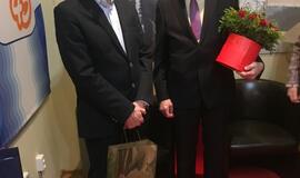 Algirdą Plungę 80-ojo gimtadienio proga sveikino Klaipėdos valdžios ir sporto bendruomenė