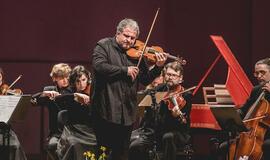 Smuiko maestro iš Italijos ir Klaipėdos kamerinis orkestras