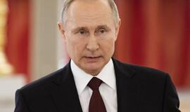 V. Putinas: kol esu prezidentas, Rusijoje nebus įteisintos tos pačios lyties asmenų santuokos