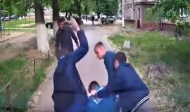 Vilniuje – kruvina užkietėjusių nusikaltėlių dvikova dėl moters, pasibaigusi sunkiais sužalojimais